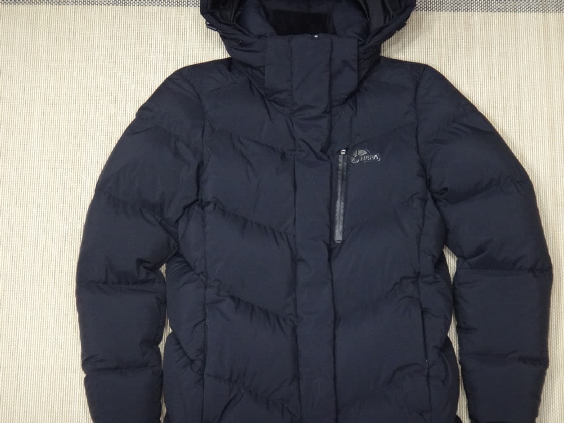 (85size) NEPA 네파 여성 블랙 프리미아 벤치다운 상품이미지3