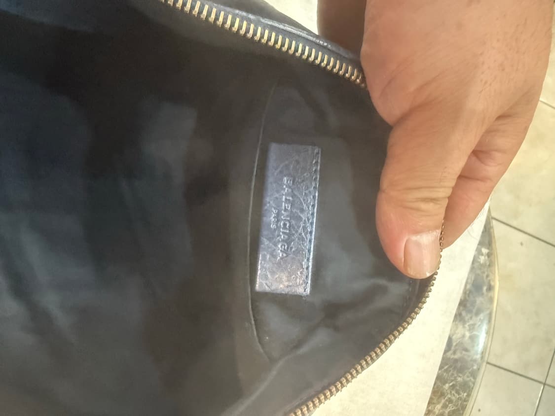 정품 발렌시아가 모터 클러치 팝니다 상품이미지7