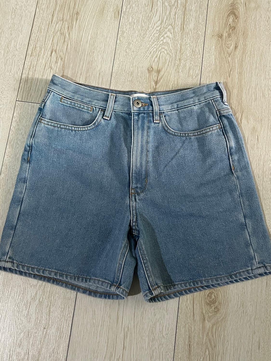 Cos 데님 쇼츠 상품이미지1