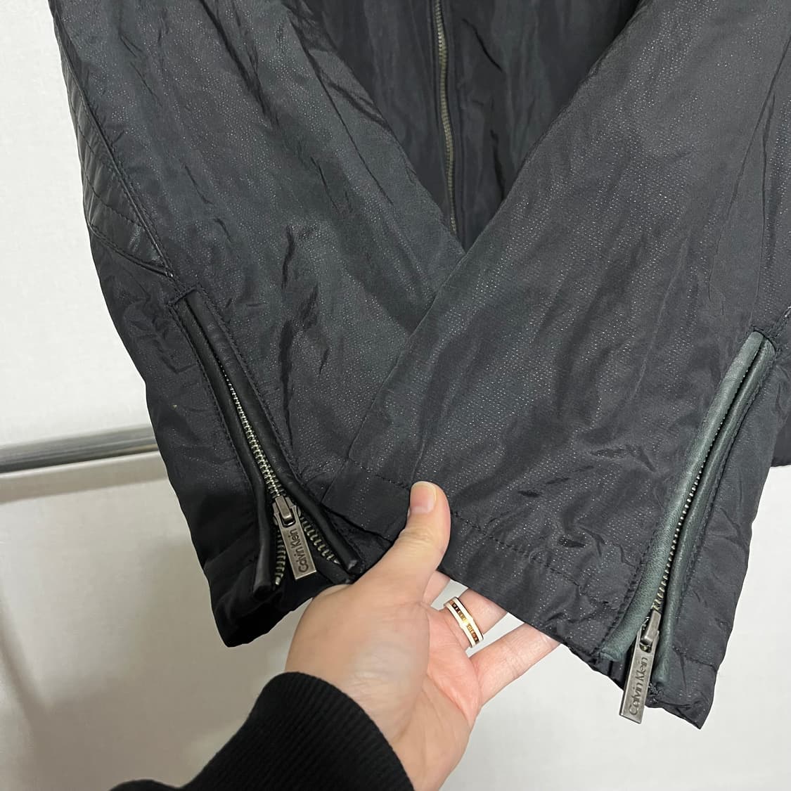 캘빈클라인 바이커 나일론 및 가죽 재킷 L 상품이미지7