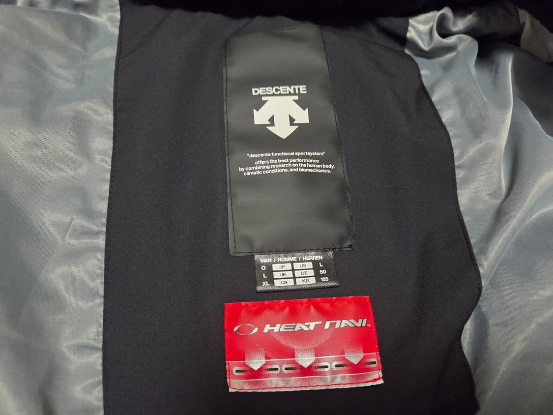 데상트 스위스 스키팀 엣지 와펜  롱패딩 점퍼 상품이미지5