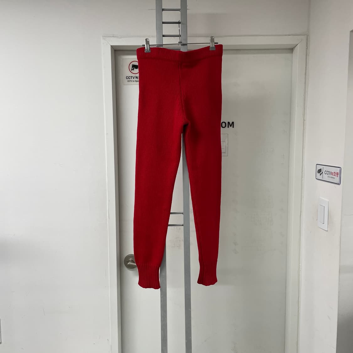 몽클레어 니트 팬츠 레드 M(W) 상품이미지4