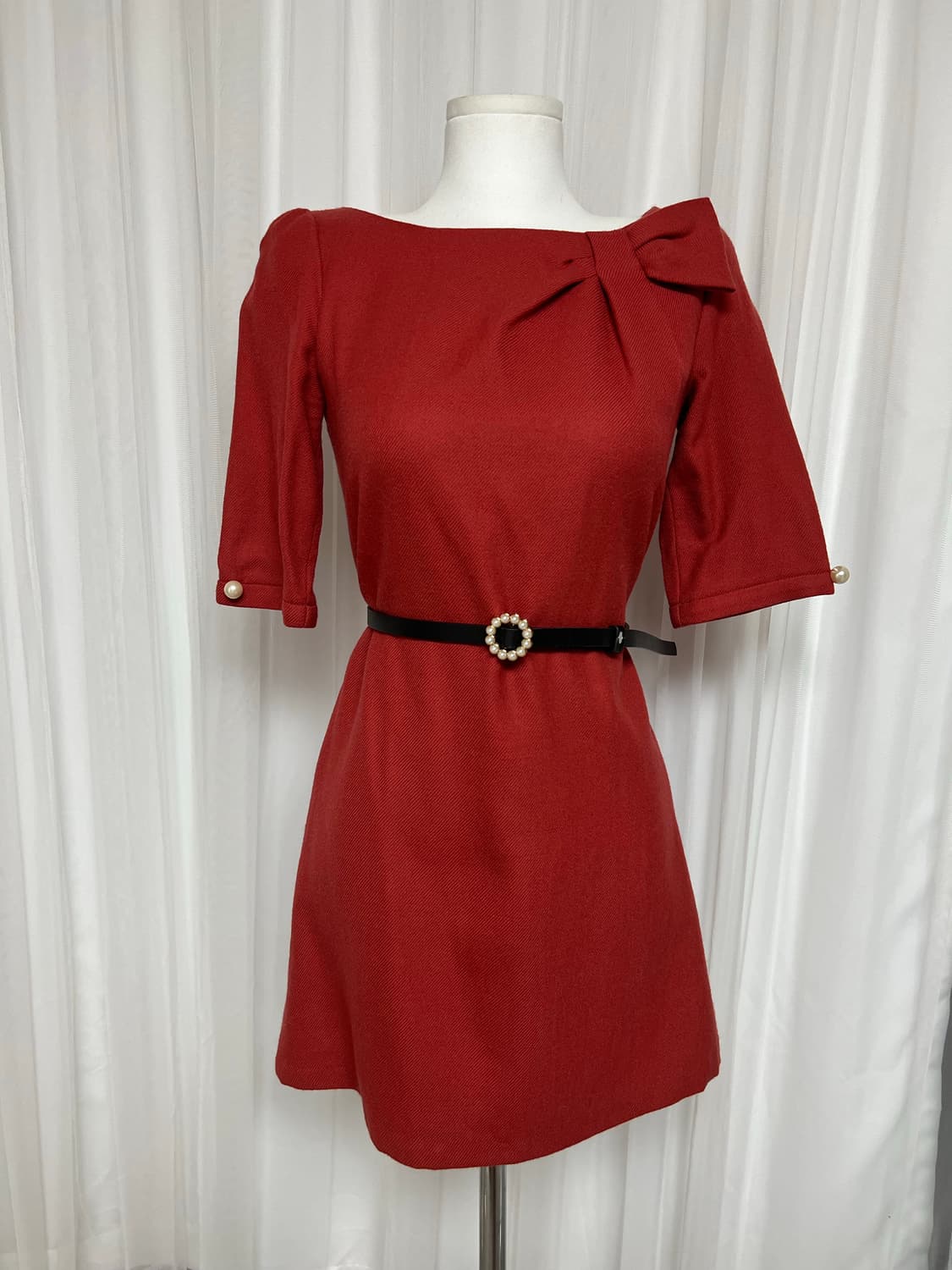 리본 포인트 딥레드 진주버튼 원피스 파티룩 상품이미지3