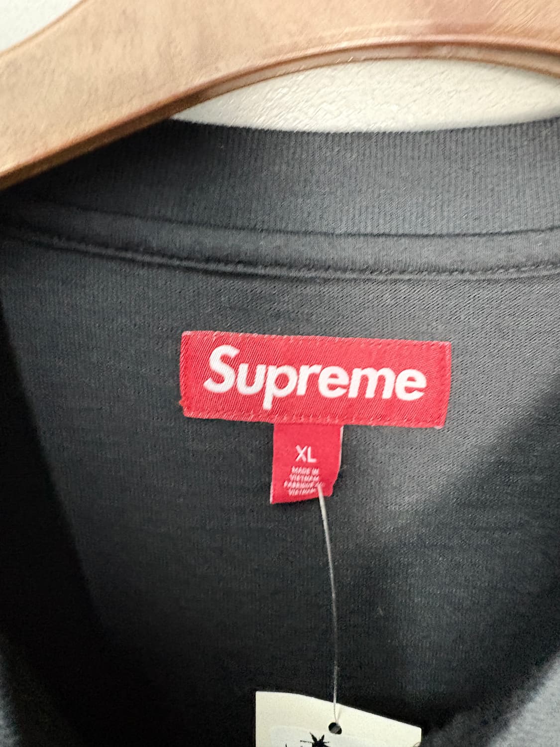 슈프림 사틴 아플리케 숏슬리브 탑 블랙 반팔 A3779 상품이미지5