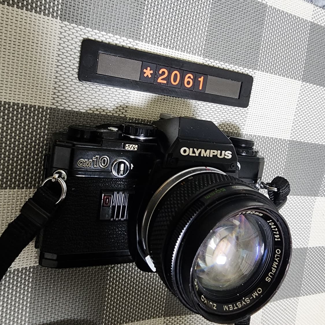 올림푸스 OM 10 블랙바디 1.4렌즈 필름카메라 상품이미지2