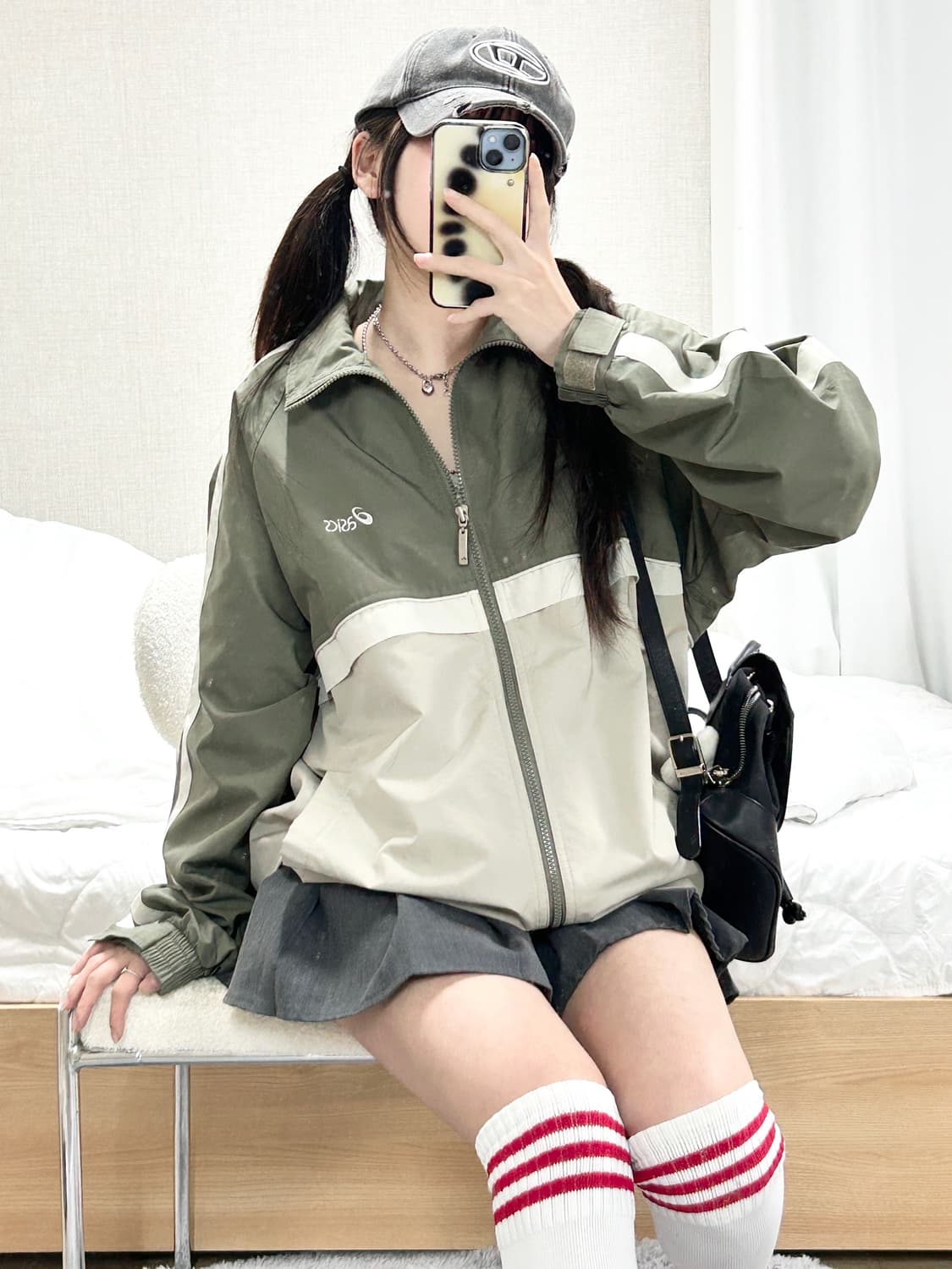 아식스 자수로고 카키배색 바람막이 상품이미지3