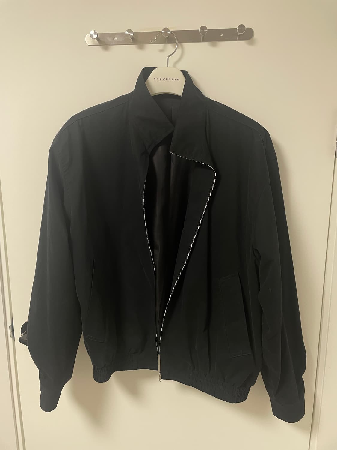 [5]브라운야드 스탠드 카라 블루종 블랙 상품이미지4