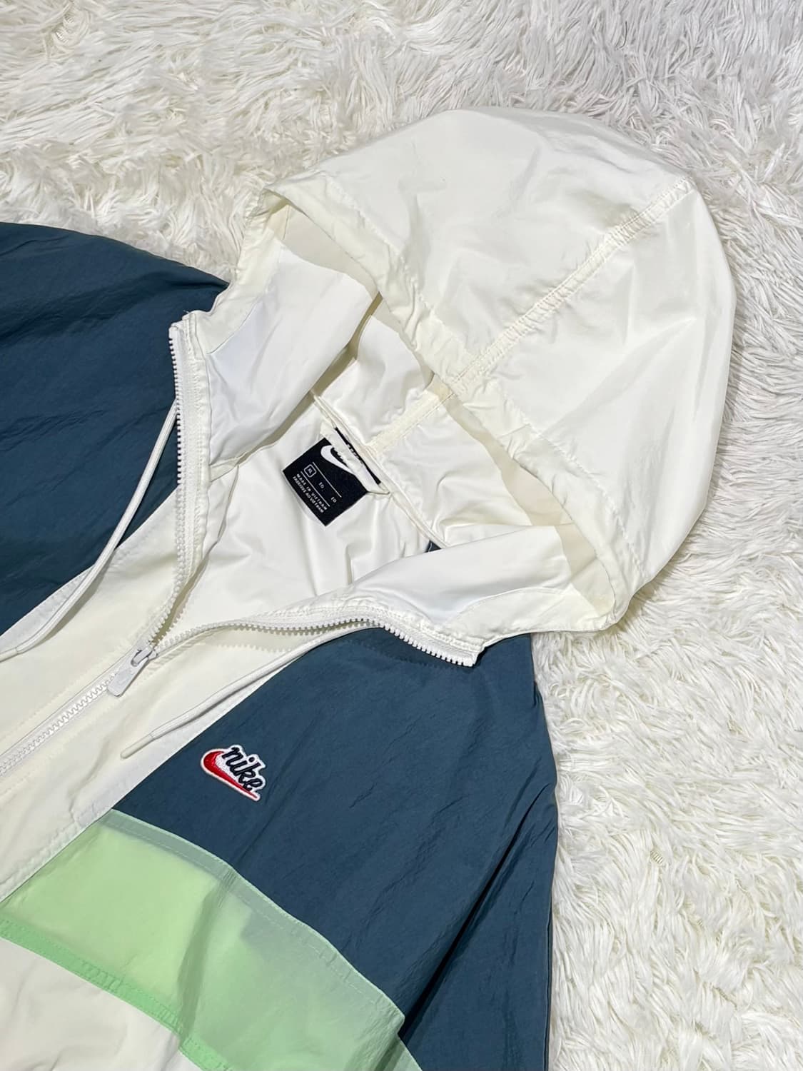 나이키 배색 스우시 바람막이 상품이미지5