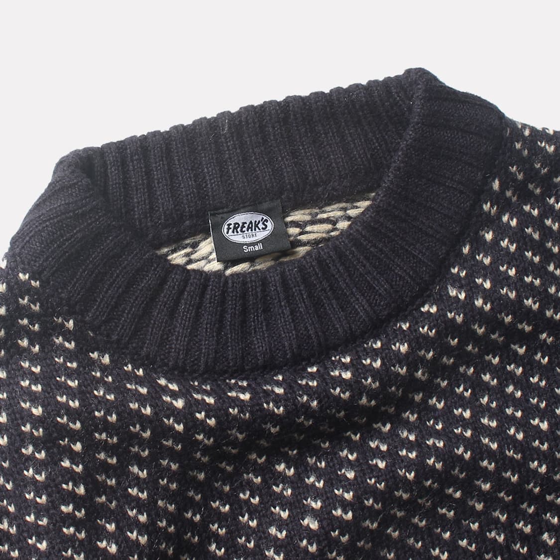 프릭스스토어 라운드니트_2705 상품이미지3