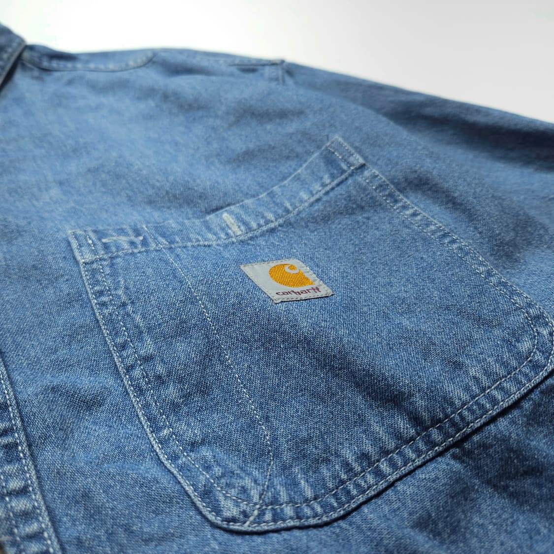 칼하트 박시핏 데님 워크 셔츠 (XL) 상품이미지3