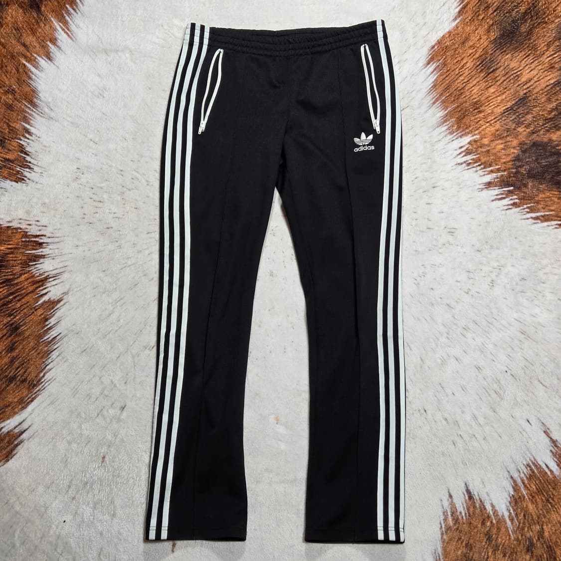 아디다스 파이어버드 블랙 트랙팬츠 상품이미지1