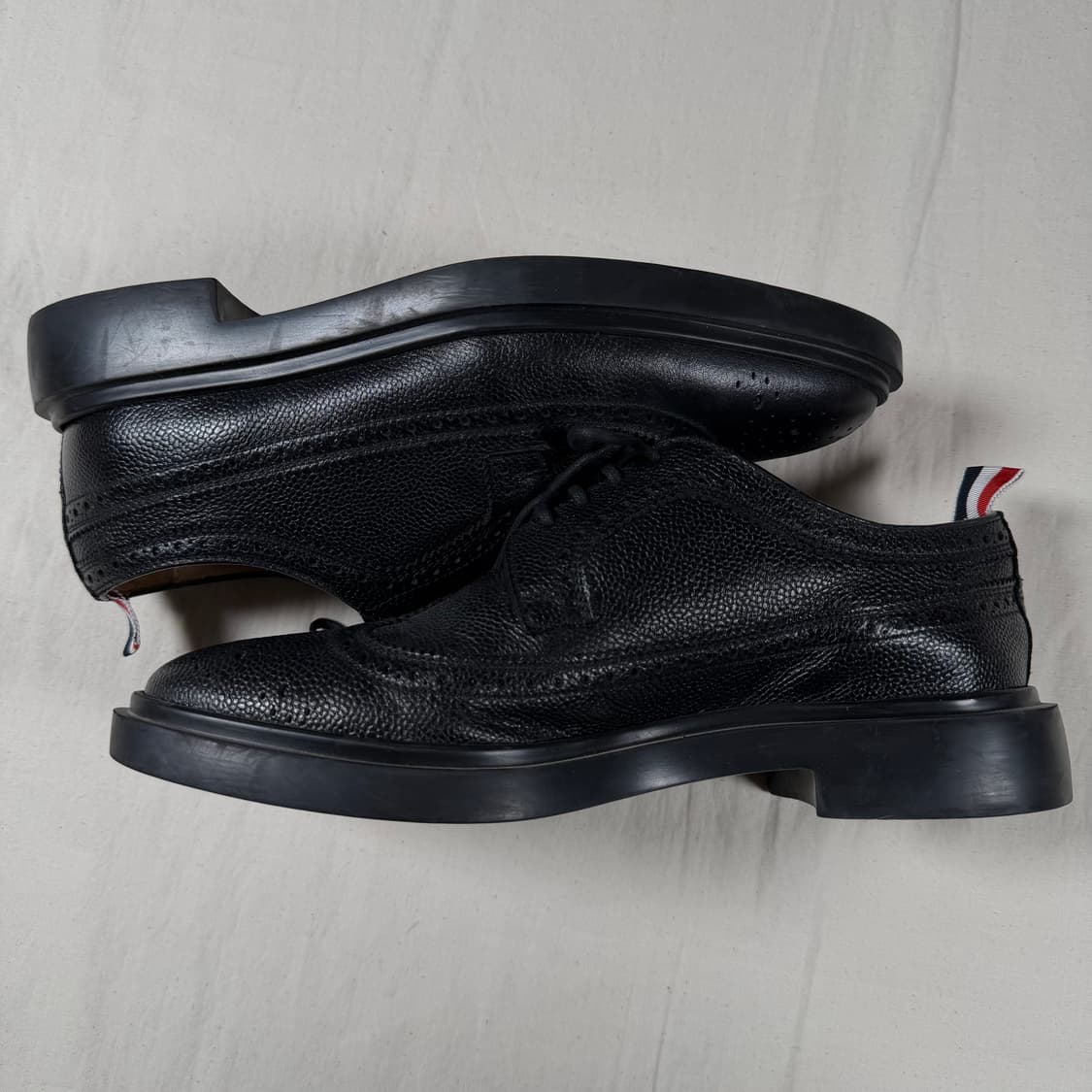 톰브라운 블랙 윙팁 구두 상품이미지3