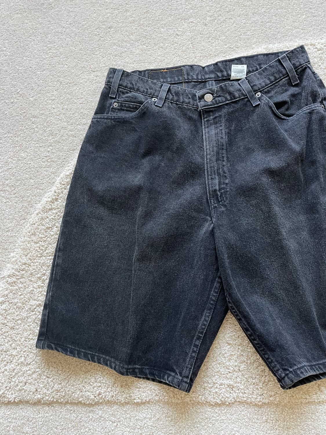 90s Levi's 560 오렌지탭 블랙 데님 쇼츠 (31-33) 상품이미지4