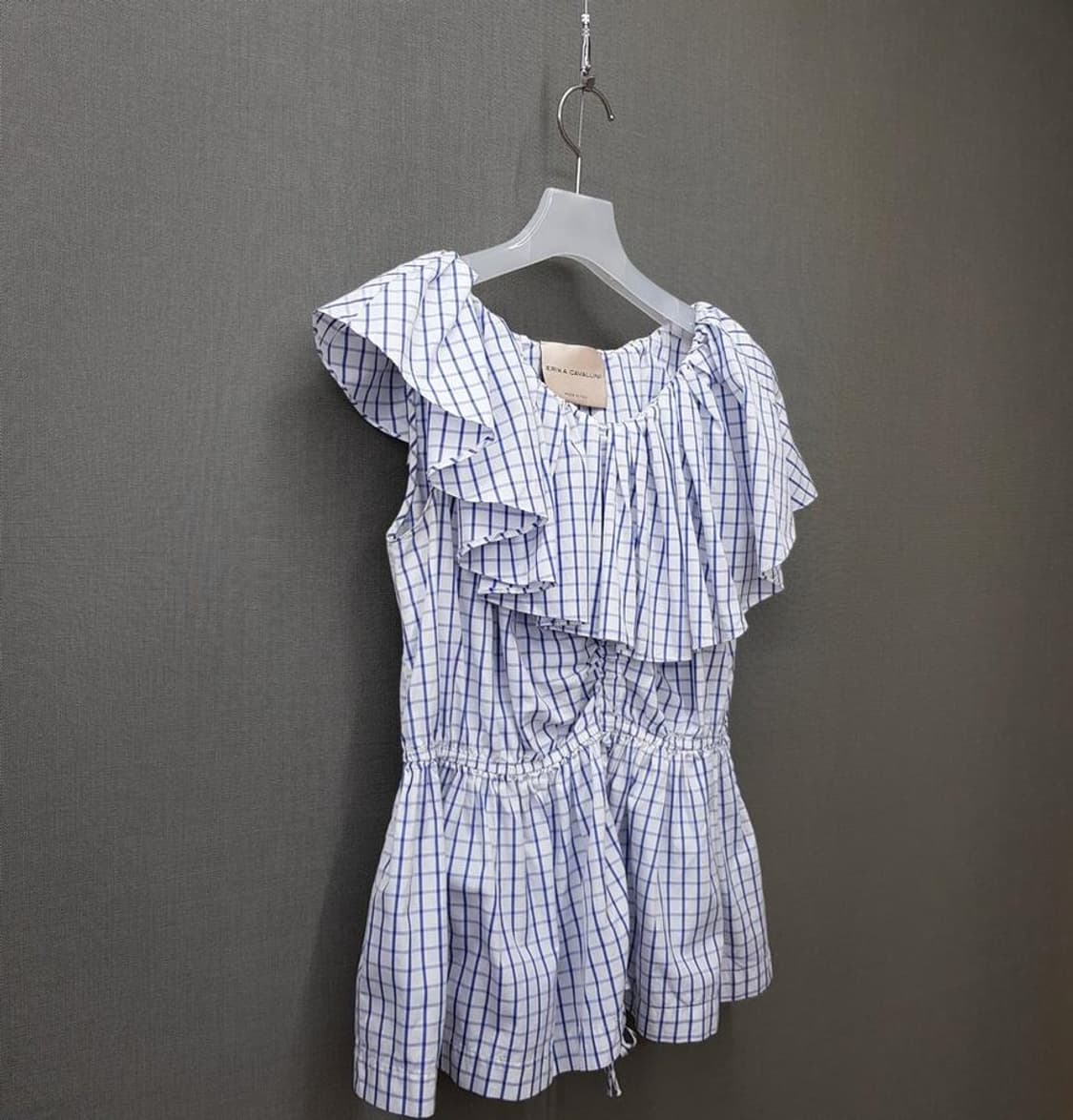 에리카카발리니 체크 프릴 오프숄더 블라우스 40사이즈 상품이미지3