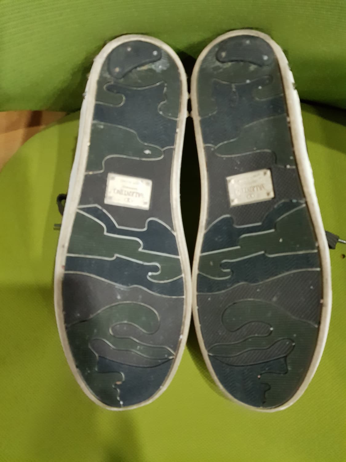 발렌티노 가라바니 락스터드 스니커즈  상품이미지8