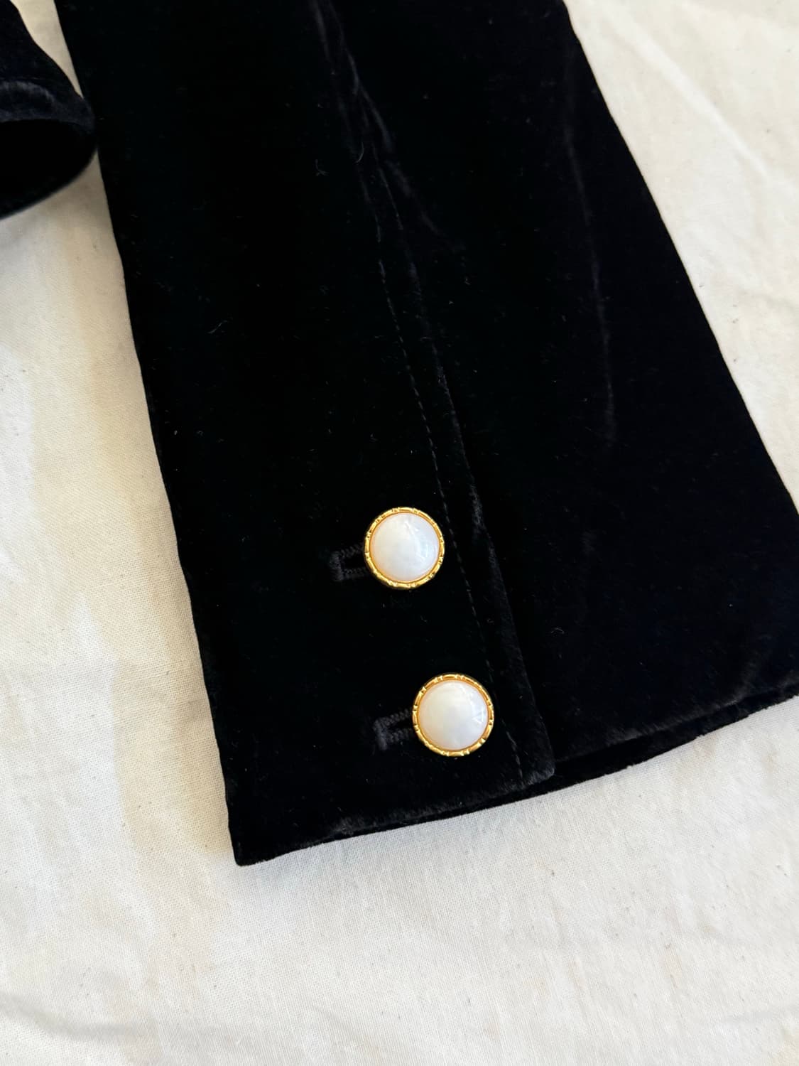 고스로리 공겜여주 벨벳 블랙 자켓 상품이미지5