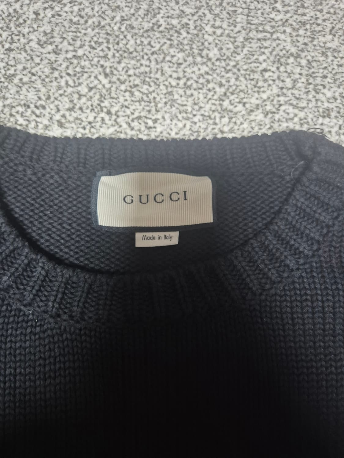 구찌 스웨터 100(XL) 상품이미지3