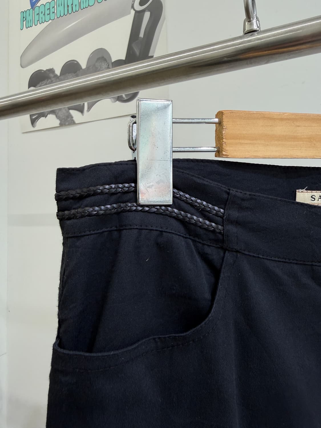 SANDRO 펀칭 사이드 라인 부츠컷 팬츠  상품이미지3