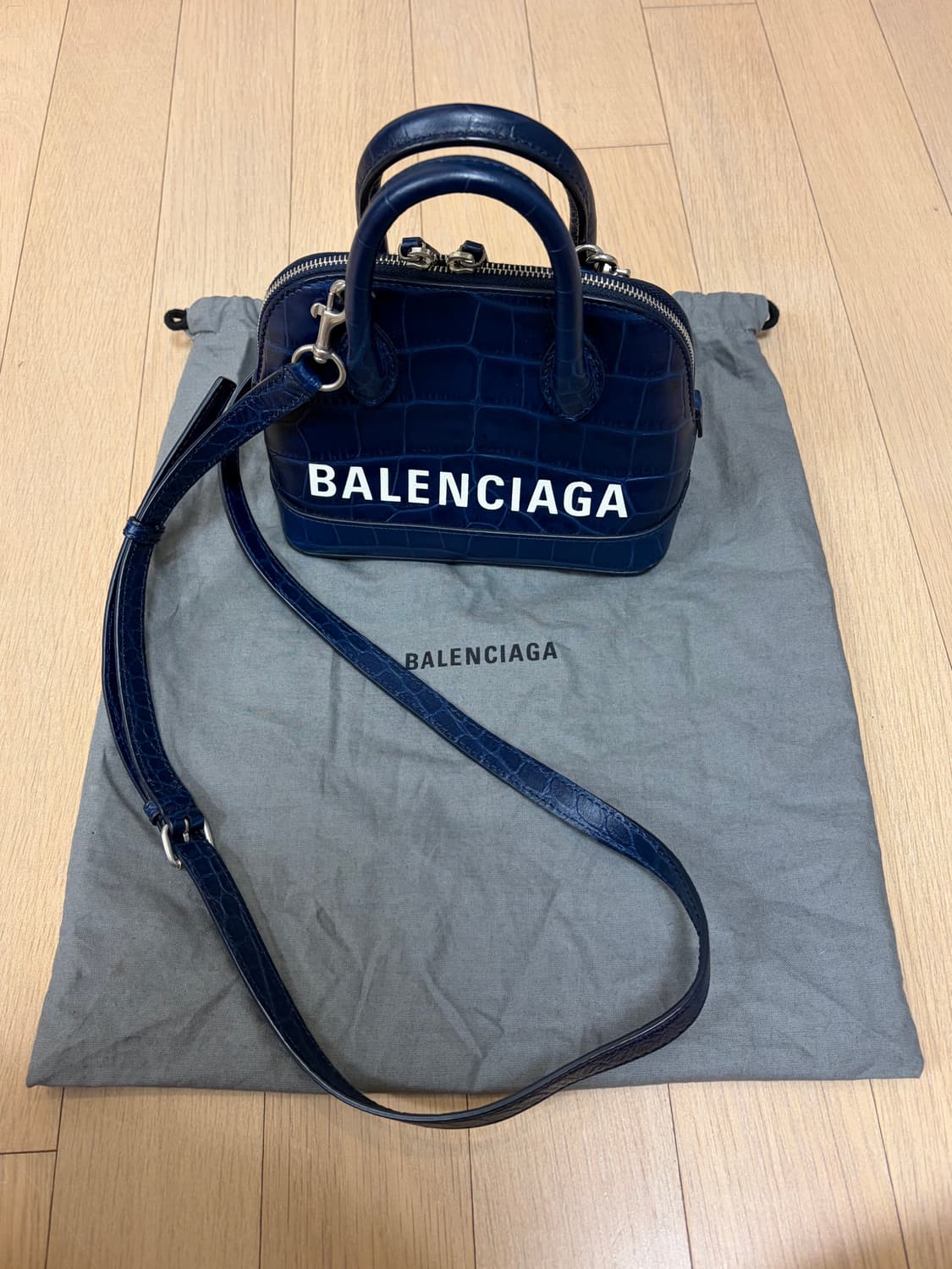 발렌시아가 빌탑 xxs 가방 상품이미지5