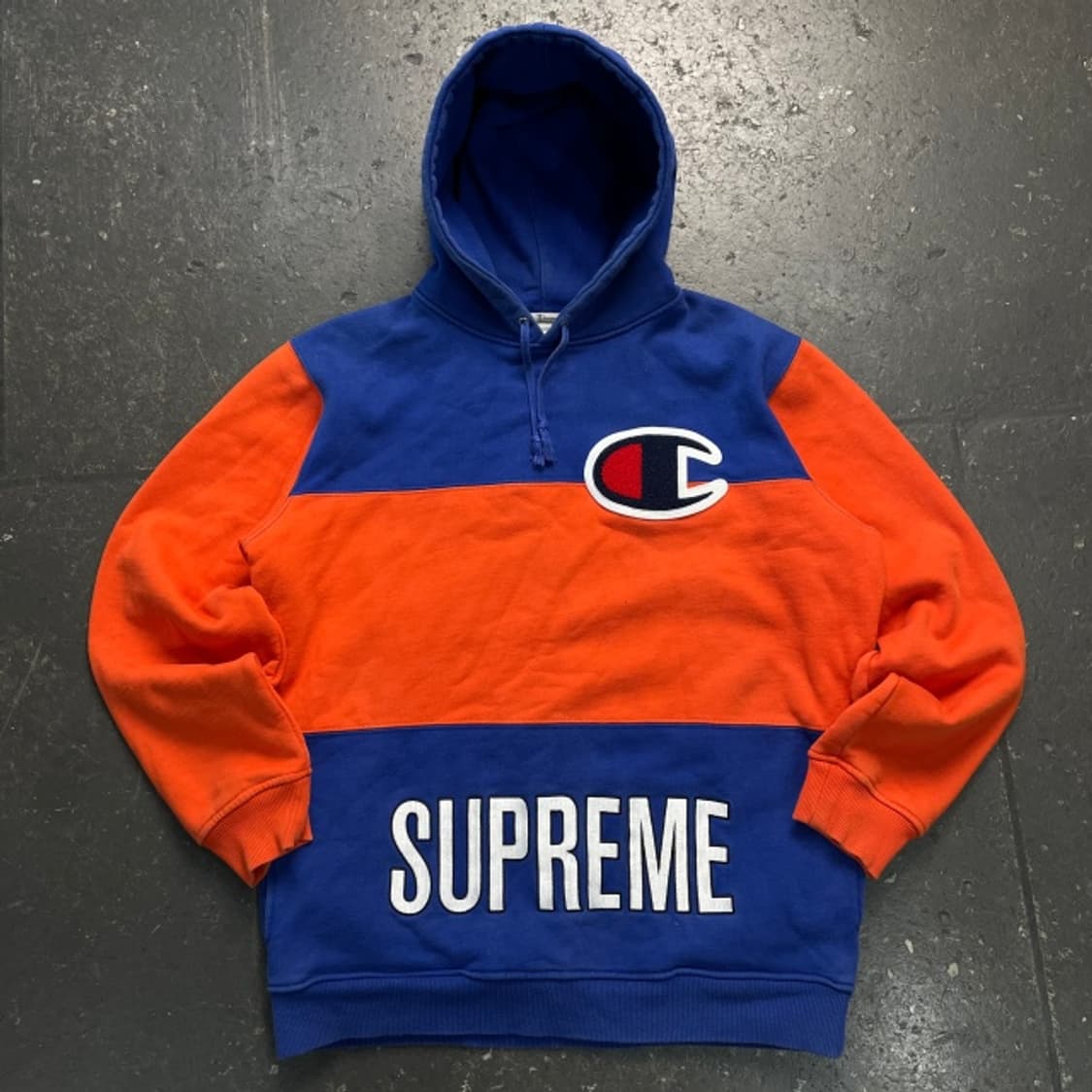 100 챔피언 X 슈프림 후드티 상품이미지1