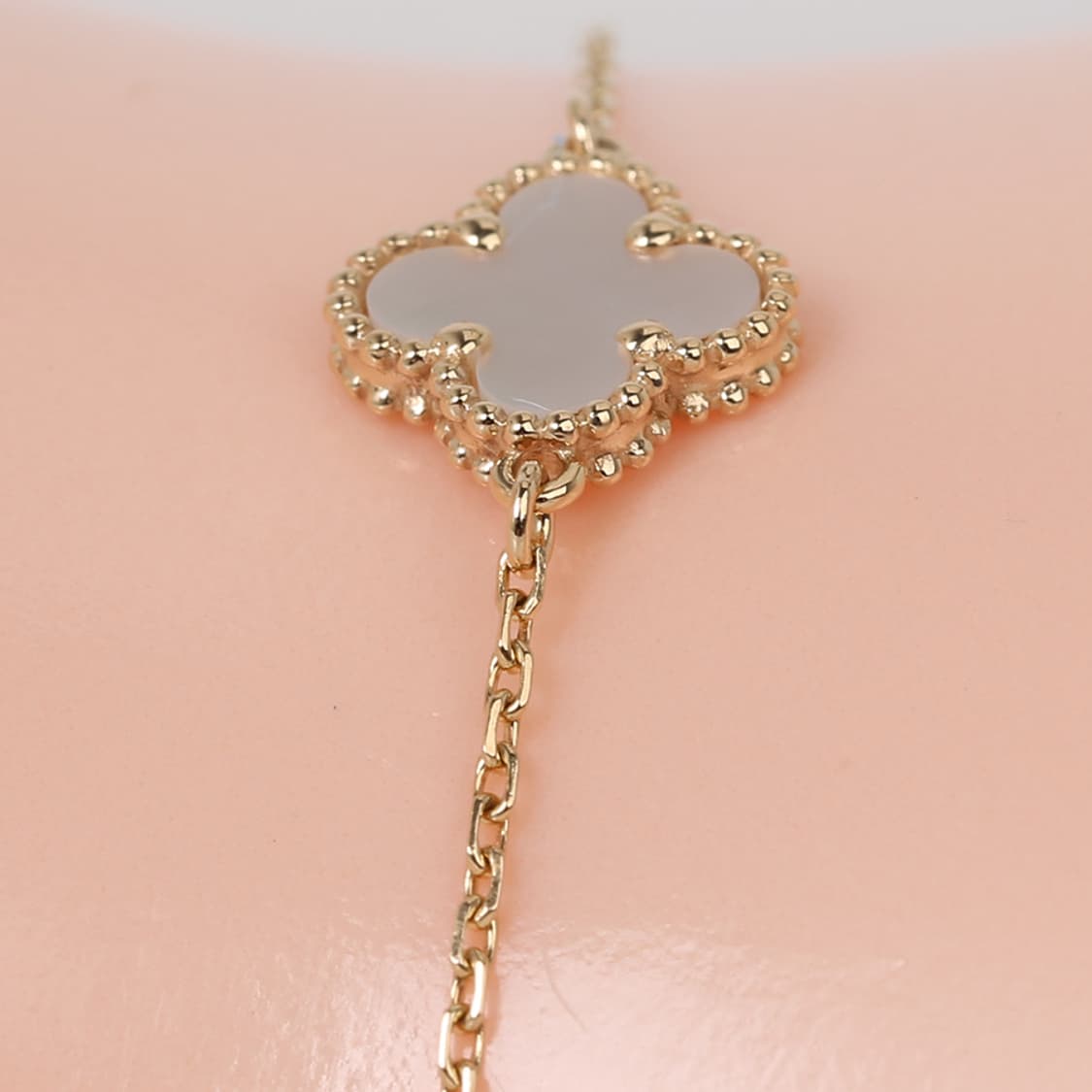 반클리프아펠 팔찌 스위트 알함브라 브레이슬릿 VCARF68800 상품이미지10