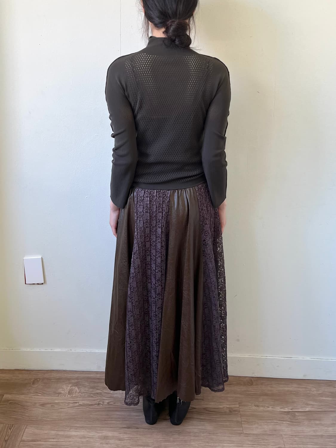 TRUNK 아카이브 올이브 터틀넥 상품이미지8