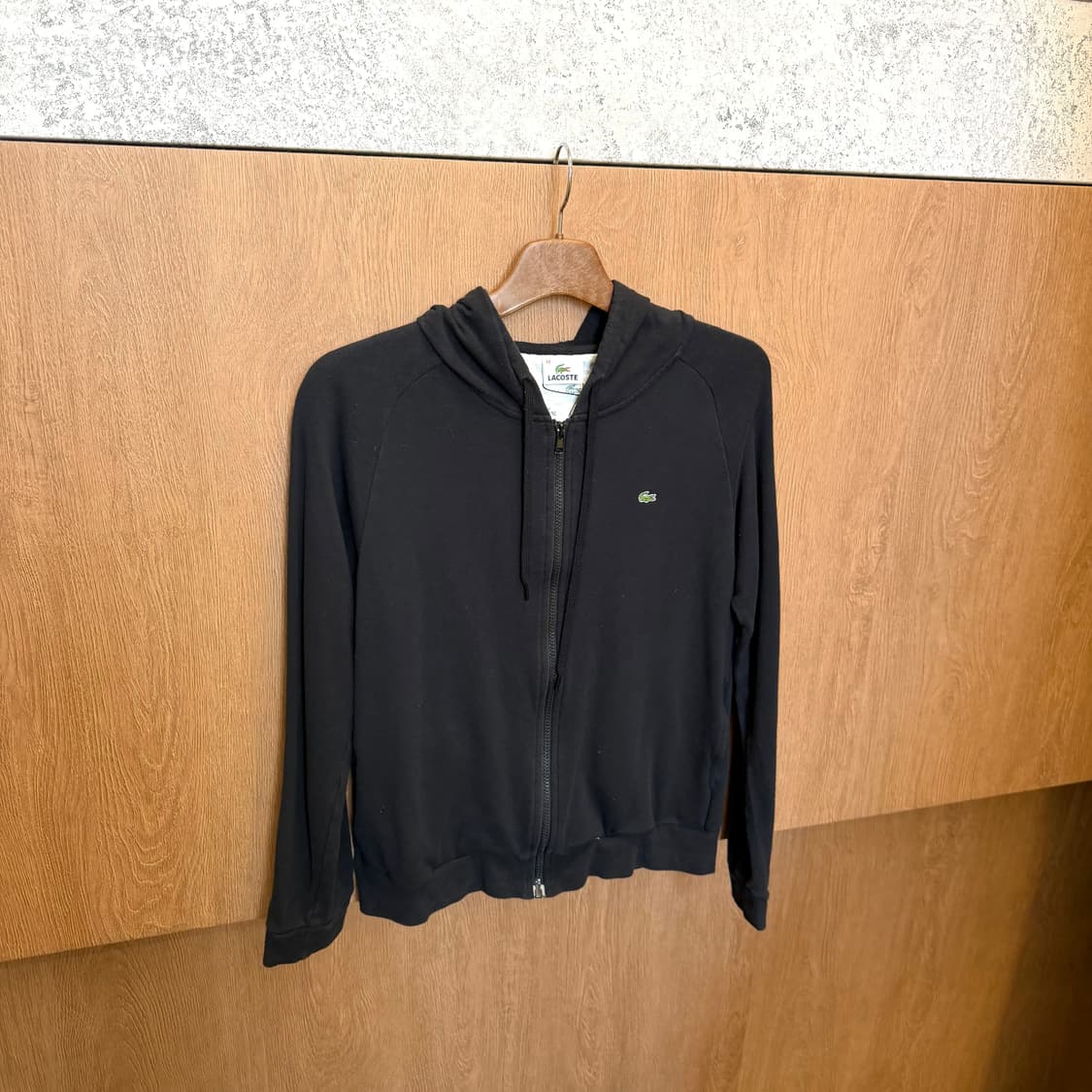 라코스테 긴팔 후드 집업 로고 디테일 레귤러핏 블랙 상품이미지1