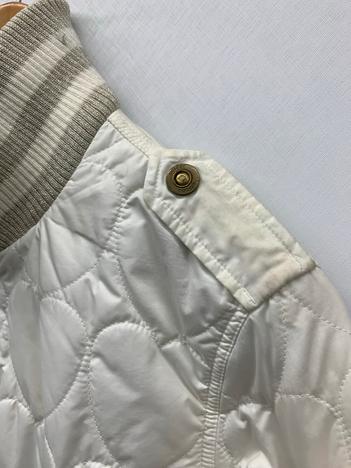 아디다스 하트 패턴 다운 자켓 상품이미지8