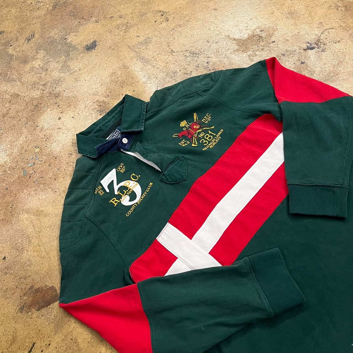 폴로 랄프로렌 그린 레드 카라 럭비 티셔츠  상품이미지1