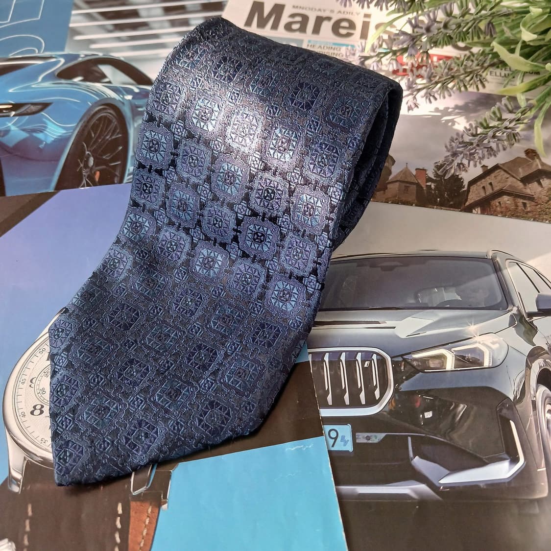 프로크호닉 실크 네이비 자카드 넥타이 9.6cm A+등급 A18917
 상품이미지1