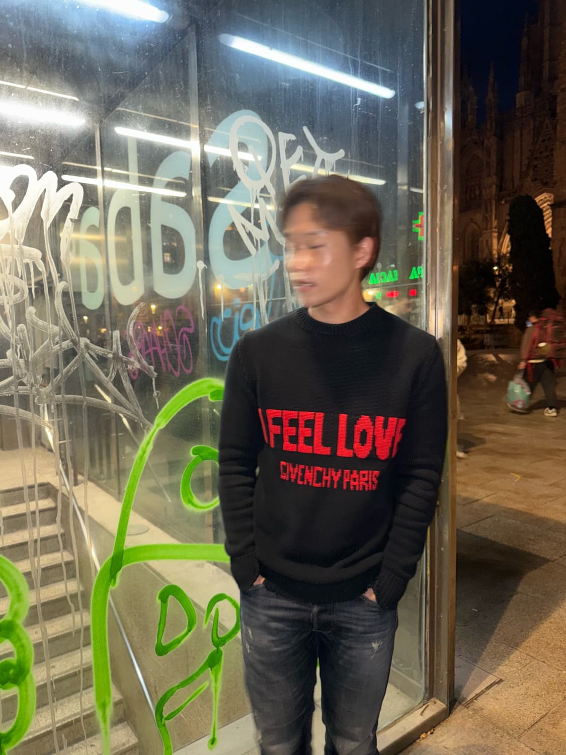 Givenchy “I FEEL LOVE” logo Knit 상품이미지1