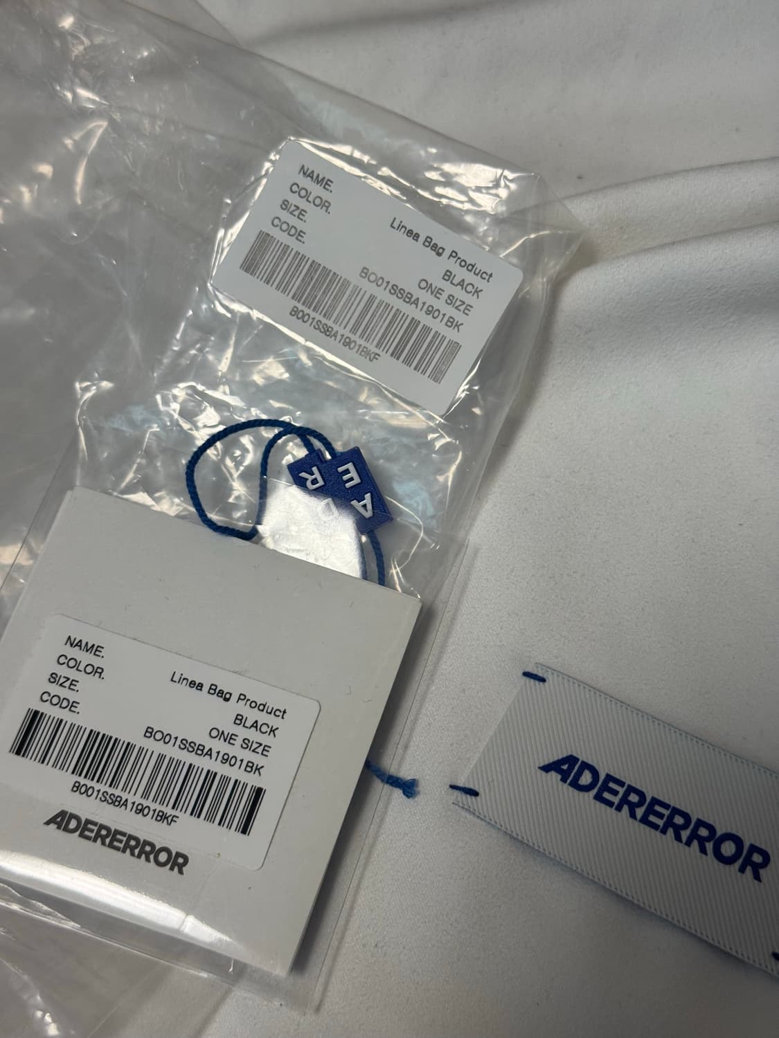 아더에러 리네아 백 프로덕트 111 느와르 상품이미지10
