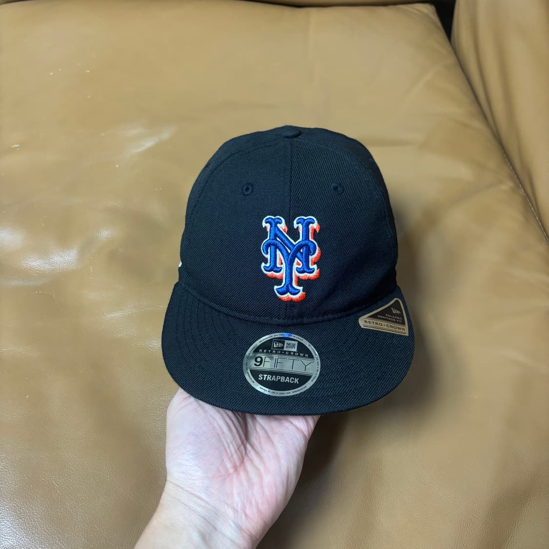 Beams 빔즈 x 뉴에라 뉴욕 메츠 9Fifty 블랙 6패널 볼캡 모자 상품이미지2