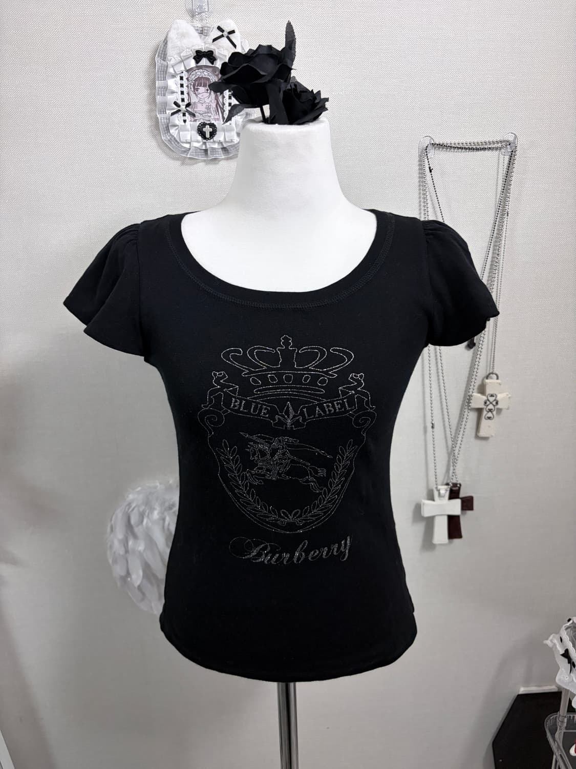 버버리 프릴 날개소매 실버 반팔티 상품이미지4