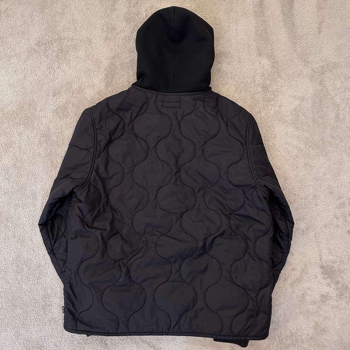 슈프림 퀄팅 후드집업 자켓 블랙 상품이미지7