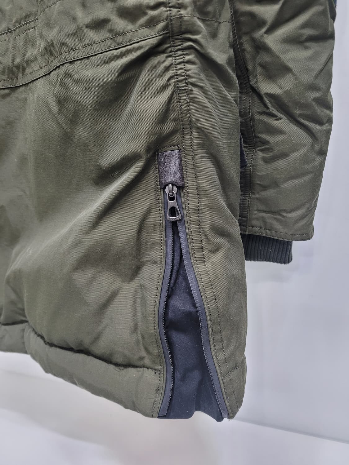 series 시리즈 빈티지 후드 패딩 자켓 / 남 100
 상품이미지6