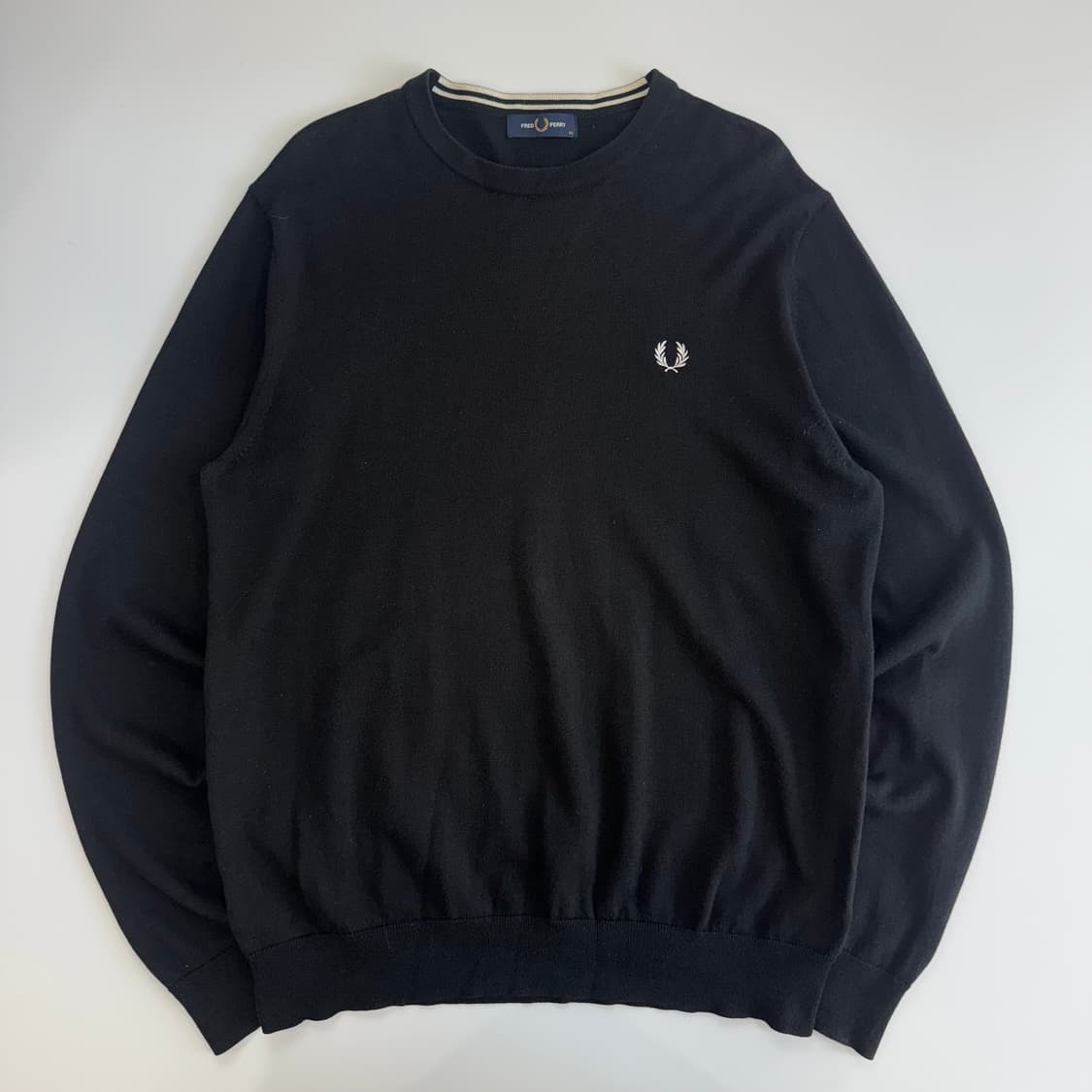 Fred Perry 프레드페리 화이트로고 블랙 니트 상품이미지3