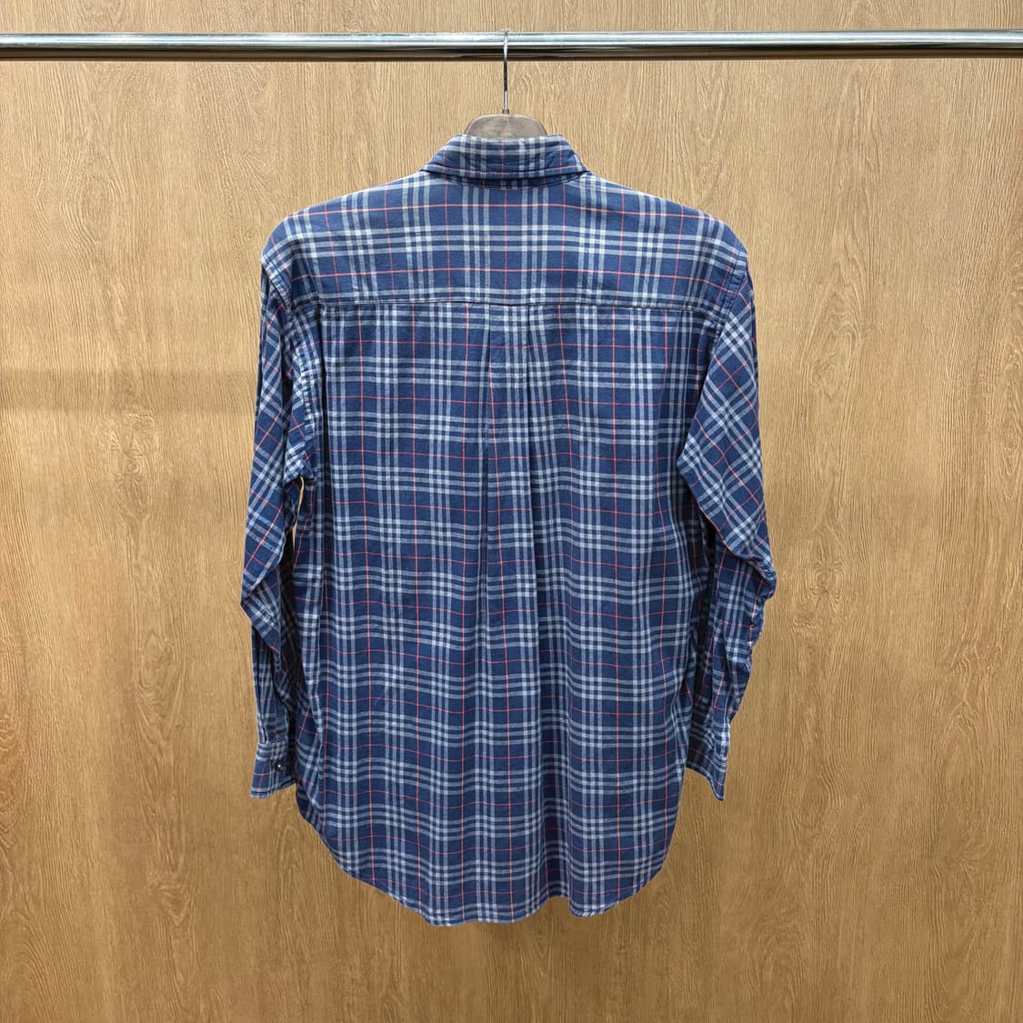 버버리 런던 코튼 스판 혼방 긴팔 셔츠 클래식 타탄 체크 디테일 네이비 상품이미지3