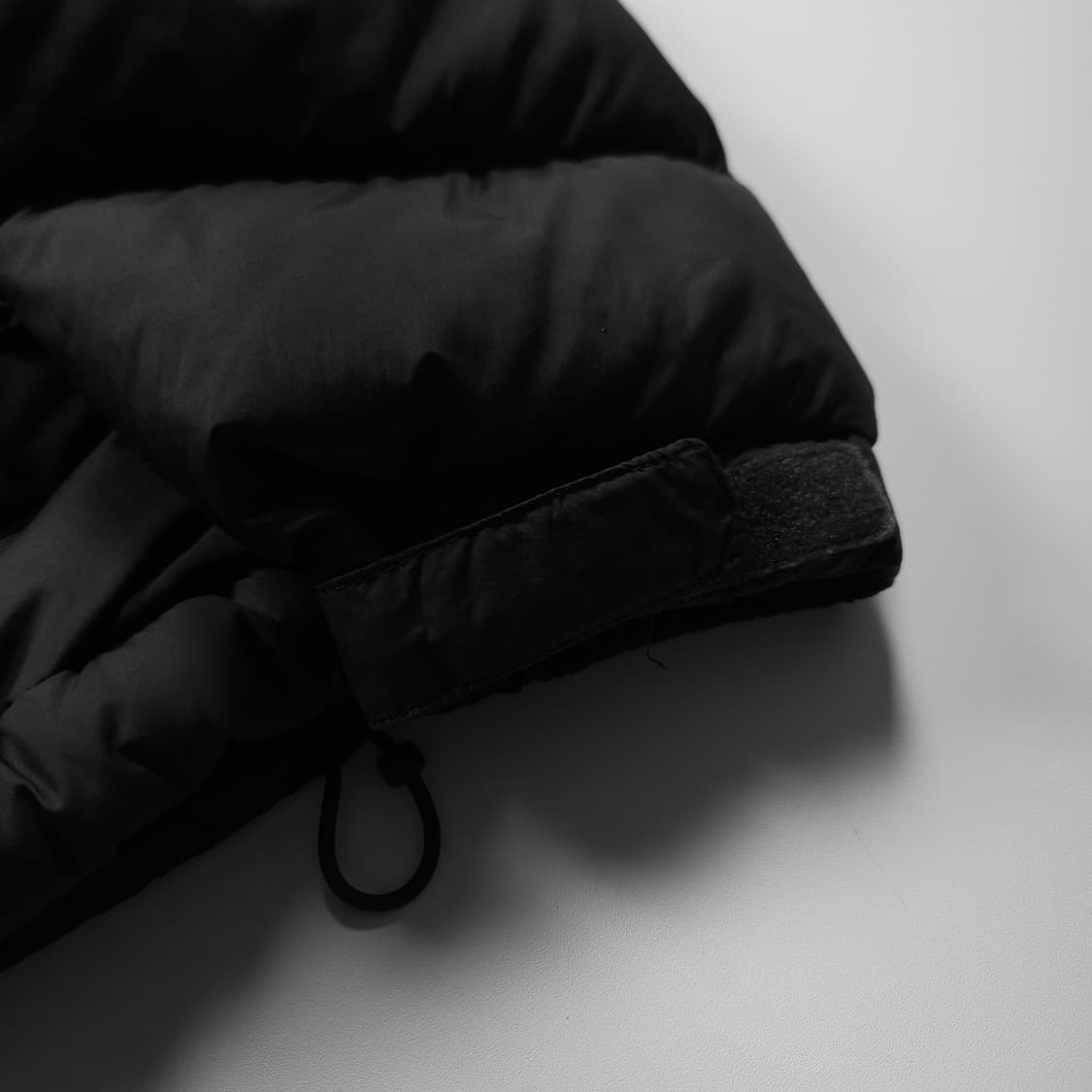 노스페이스 1992 눕시 다운 푸퍼 패딩 아스팔트 그레이 상품이미지4