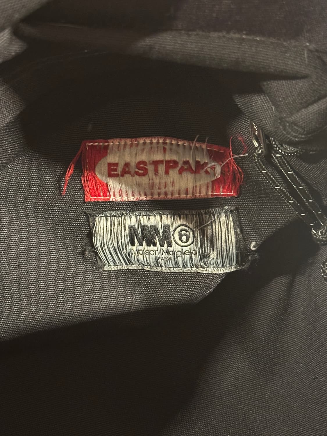 mm6 eastpak 리버서블 백팩 상품이미지4
