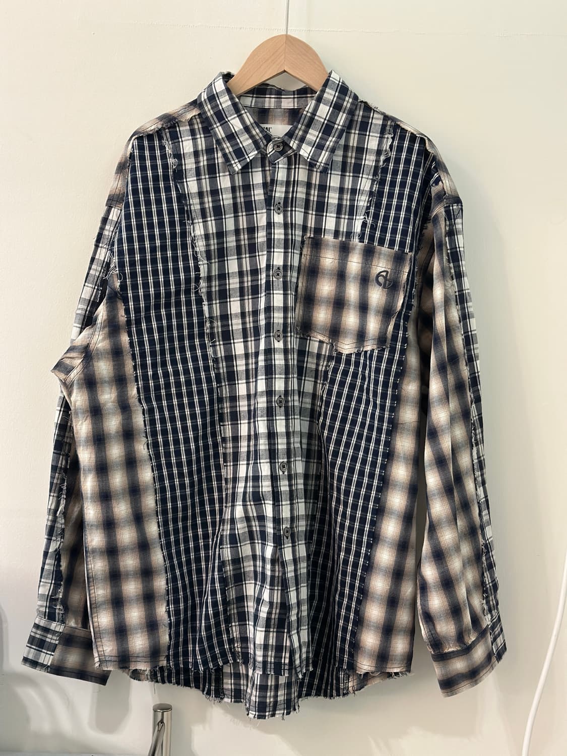 노매뉴얼 로우 엣지 체크 셔츠 상품이미지1