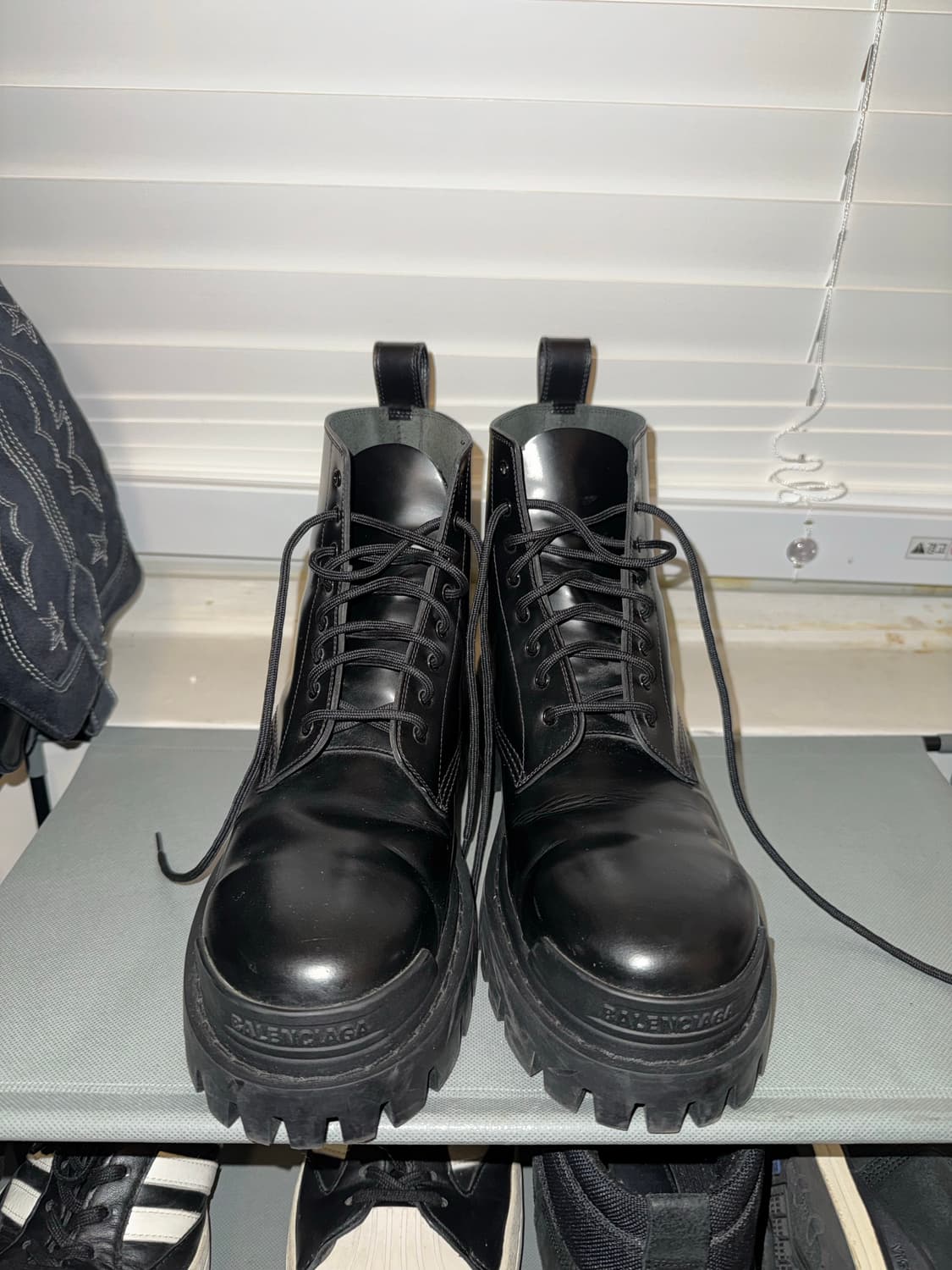 발렌시아가 스트라이크 레더 부츠 (41,265-270mm) 상품이미지2