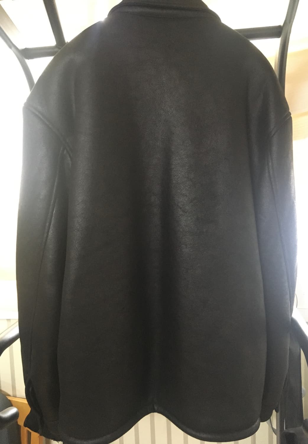 자라 가죽자켓 블랙 판매합니다 상품이미지4