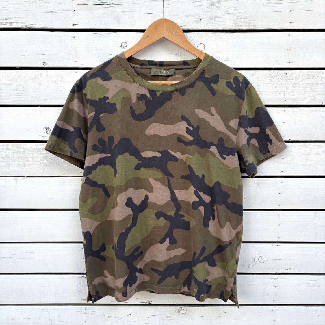Valentino 발렌티노 카모 반팔 티셔츠 상품이미지1