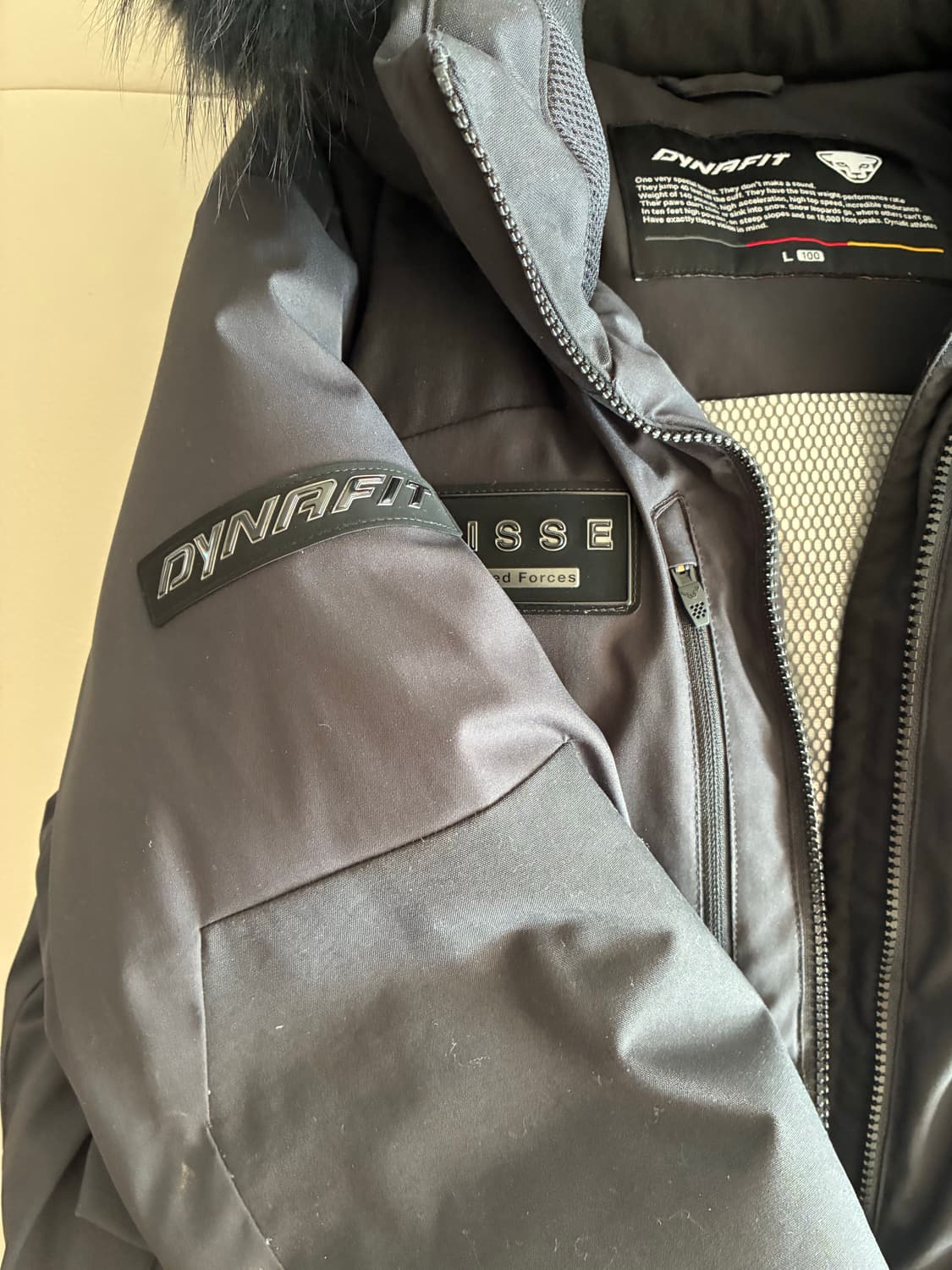 다이나핏 퍼 패딩 L 상품이미지3