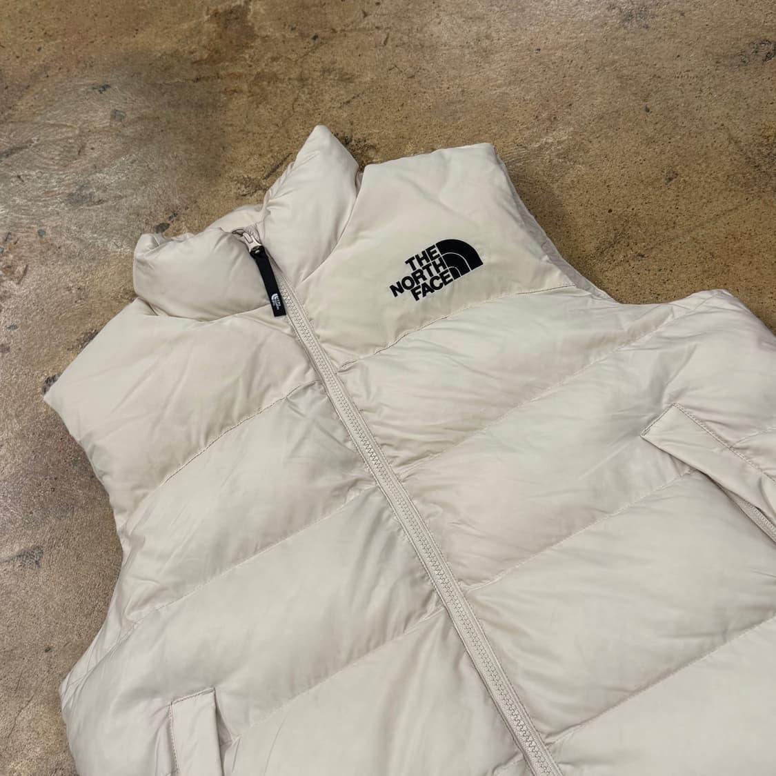 [정품/L] 노스페이스 아이보리 패딩 조끼 b10 상품이미지1