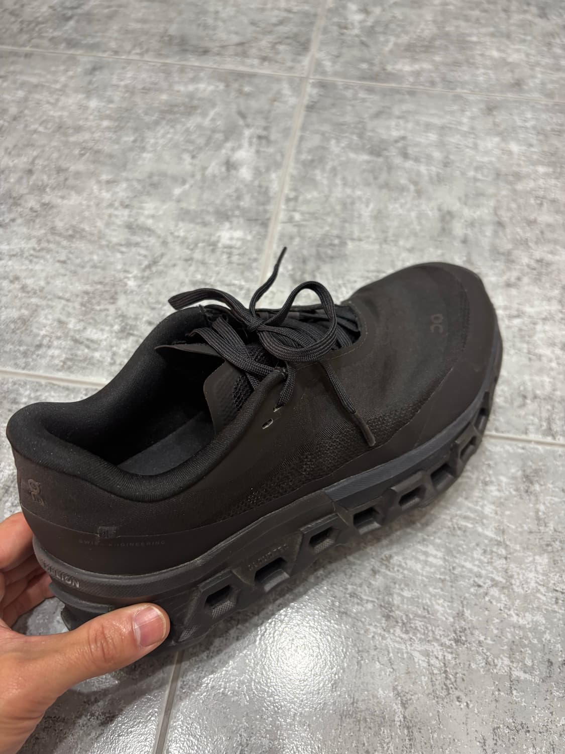 온러닝x파프 클라우드몬스터 260 상품이미지3