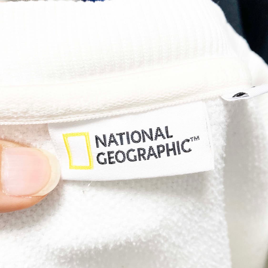 네셔널지오그래픽 남성맨투맨 화이트L 상품이미지4