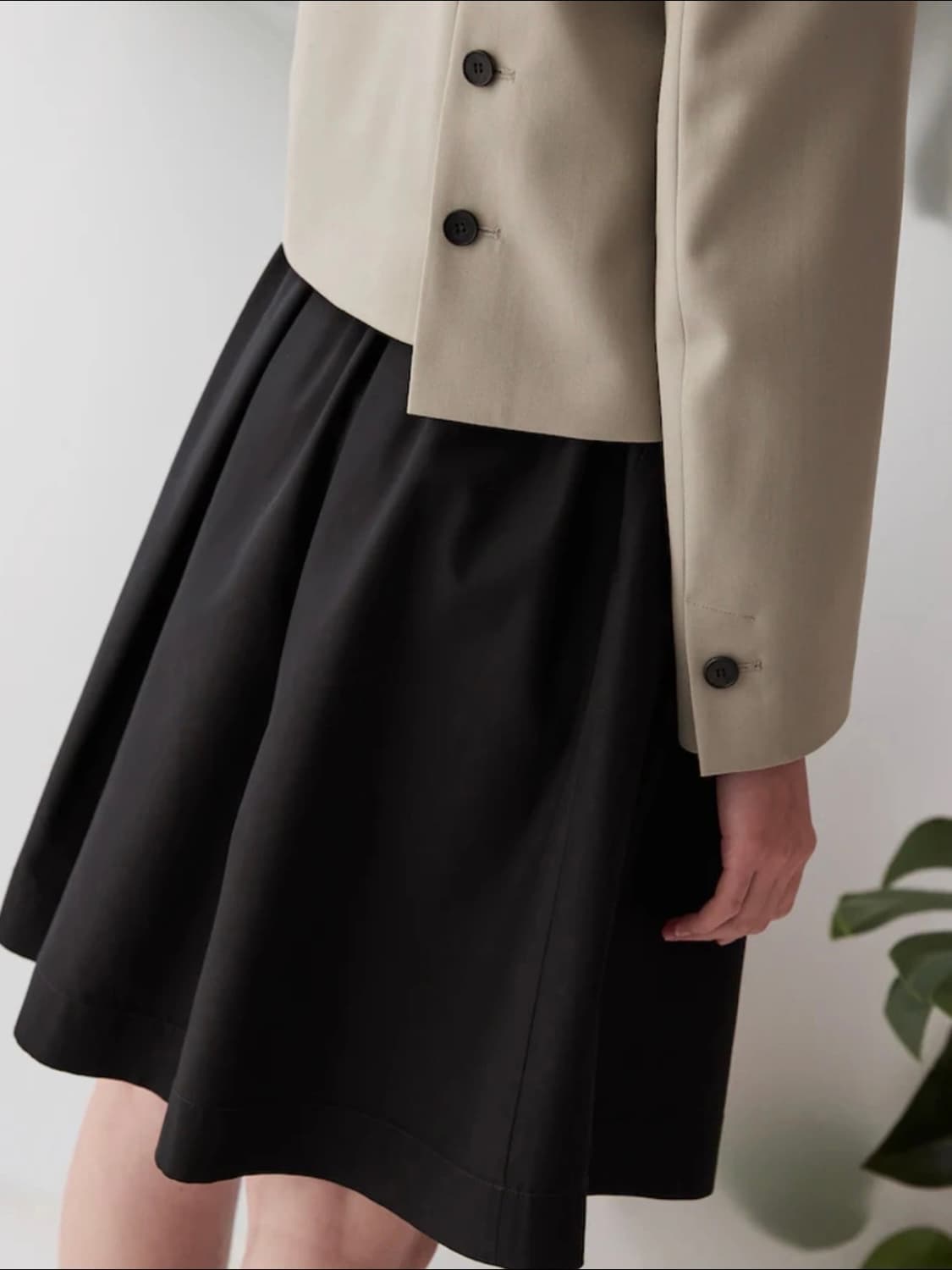 구호플러스 버튼 디테일 숏자켓 상품이미지5