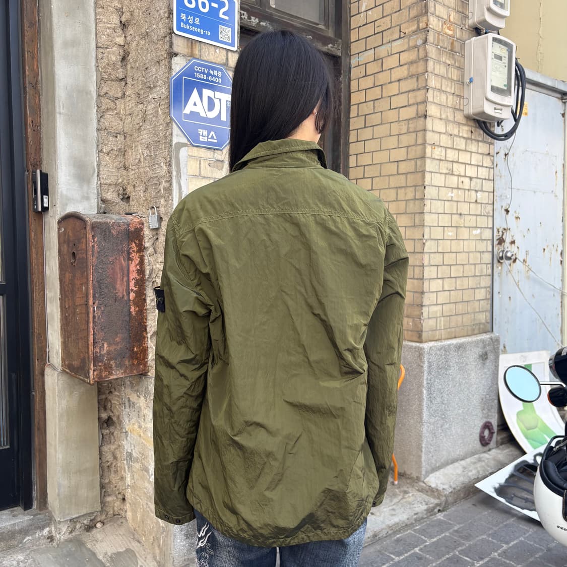 17FW 스톤아일랜드 올리브 나일론 메탈 셔츠 상품이미지3